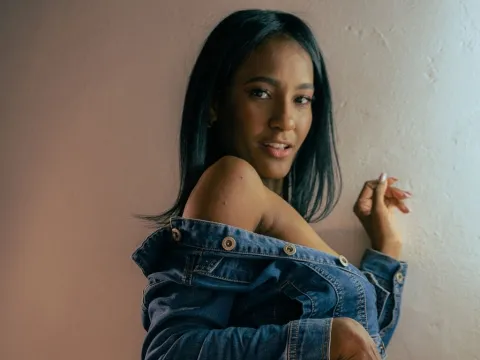 jasmine cam model AbbyyRousse