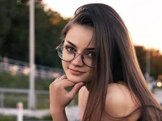 live now model AliceManea