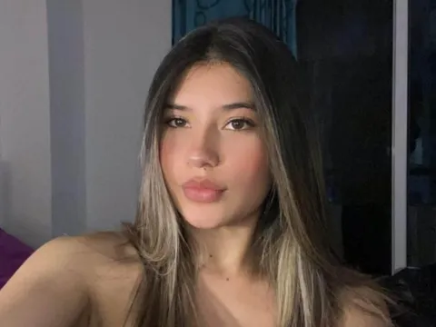 nude cam sex model AmberCaro