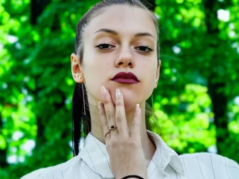 amateur sex model AndreaDe