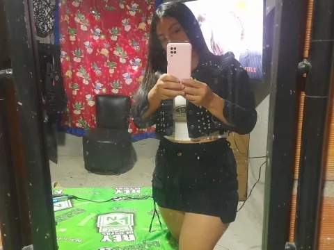 jasmine live chat model AnnaBrowlatina