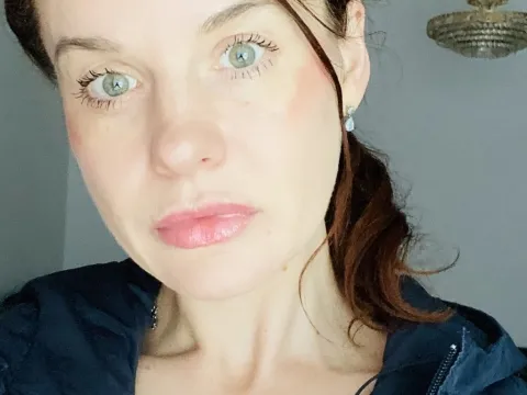 video chat model AnnaMilenna
