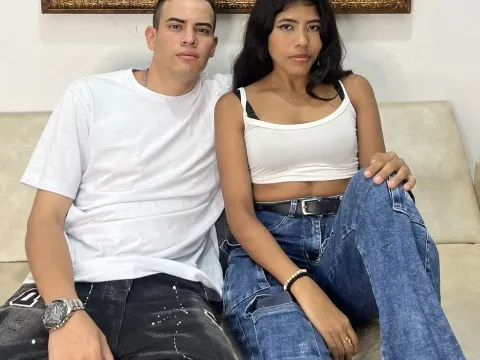 hot naked chat model CamilaAndRobin