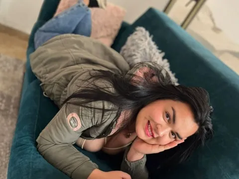 sex webcam chat model CharlotteLowen