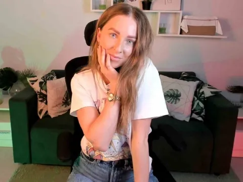 amateur gangbang model EileenStone