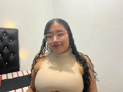 live sex clip model EmilyShel