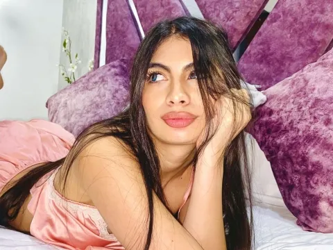 live webcam chat model ErikaJones