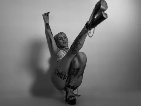 peep show model GinebraFoster