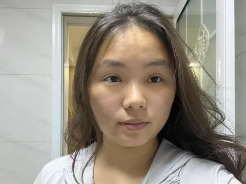 Heb een live chat met webcammodel GuoJiajun
