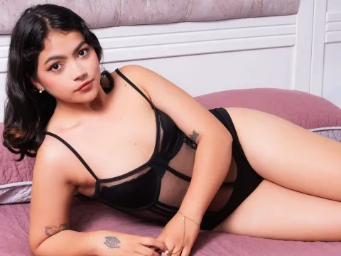 teen jasmin model HailynRosse