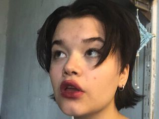 teen cam sex model HalleLay