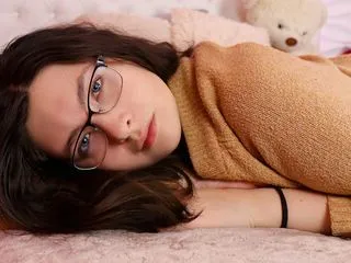in live sex model IrisQuincy