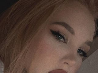 webcam stream model JanetDuncan