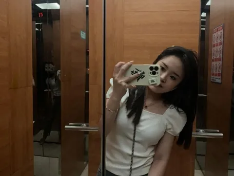horny live sex model JenniferLola