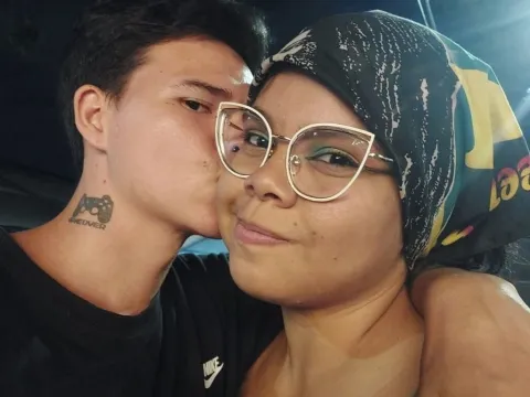 live sex video model KarinaAndCharles