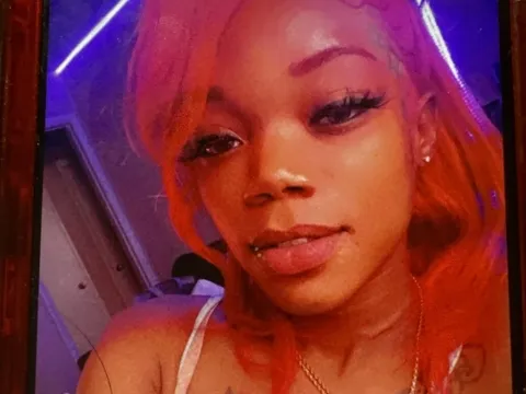 live sex camera model LacieFlex