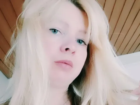 video and pictures model LiMile