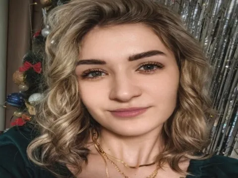 live online sex model LisaMilla