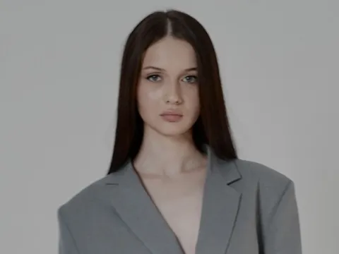 live sex empire model LisaSykes