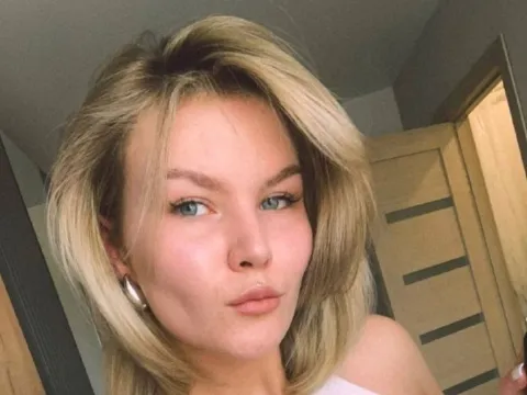 hot live sex chat model LorettaMora