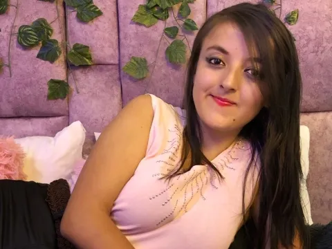 chat direct live model LucyBelleh