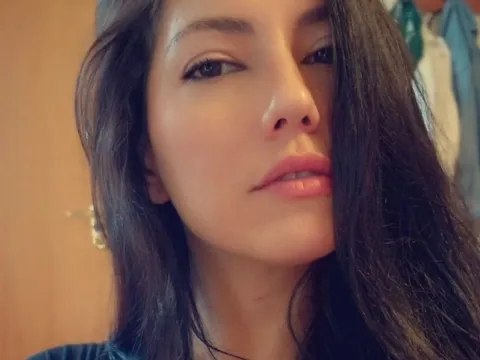 cam stream model LunaBelyang