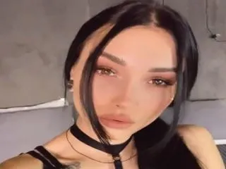 webcam sex model MilaniaBraun