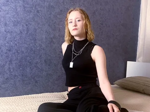 live position sex model MonicaPerry