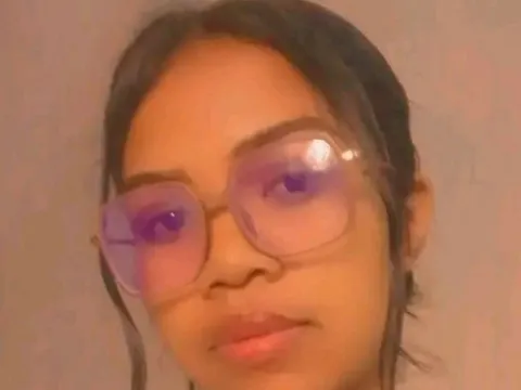 live sex chat model NickyMichas