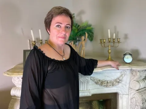 Klik hier voor SEKS MET NikaSmithson