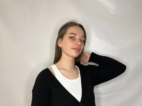 Heb een live chat met webcammodel OdeliaBrucker