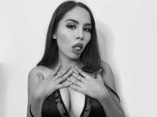 webcam stream model OliviaFlames