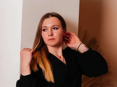 naked webcam chat model RinaMarkes