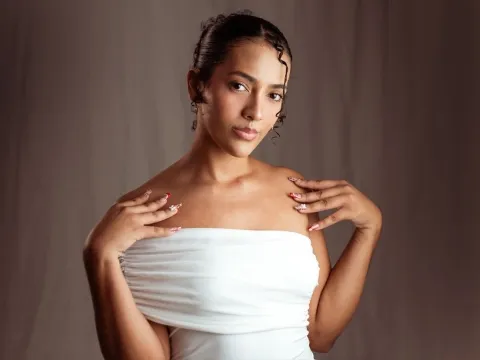 adult cam model SarahCoolio