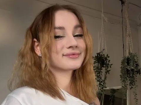 adult video chat model SelenaHayle