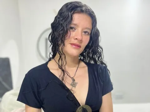 live chat model SereneBrauss