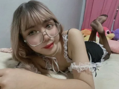 adult sex cam model ShielaGrey