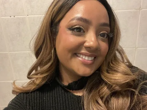 afro bitch bang model SirenaMelendez