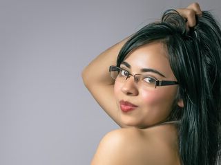 jasmin video chat model SoyJennifer