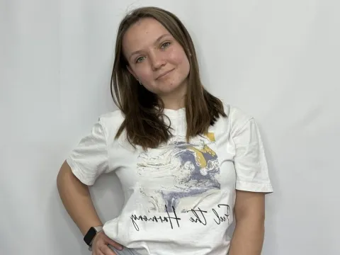 pussy webcam model SunnivaCoupe