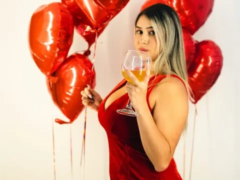 adult webcam model TamyRousee