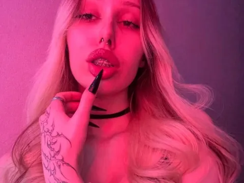 rock bitch model VeronaHarding