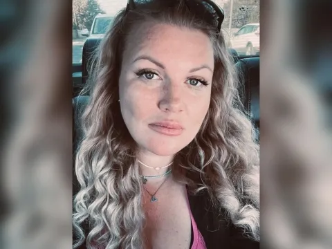latina sex model VeronikaHillton