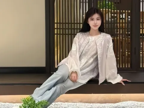feed live sex model luiyi