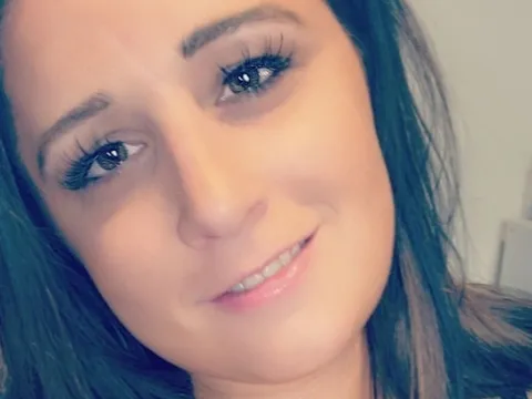 sex chat and video model sixninesiren